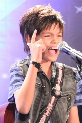 2012 - Age 10: TVN KPOP Star Hunt 2 Fox International Channels Similar to American Idol and the X Factor, TVN KPOP Star Hunt 2 was Shon s first entry into the world of reality TV singing contests.