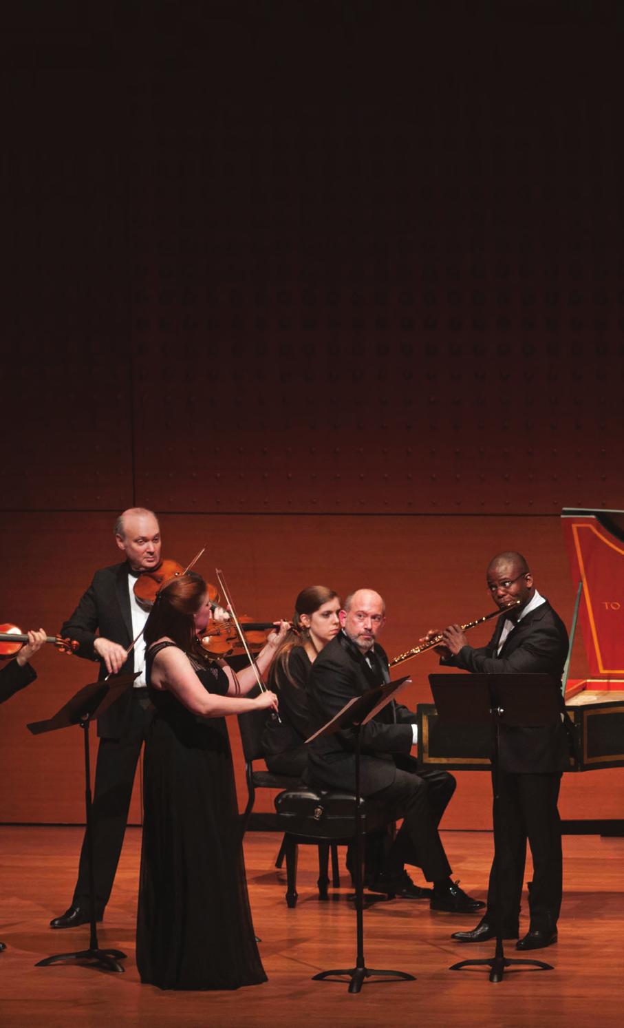 MAINSTAGE CONCERTS 2018 19 The joyful spirituality and intellectual richness of J.S. Bach s Brandenburg Concertos have made them secular holiday favorites for generations.