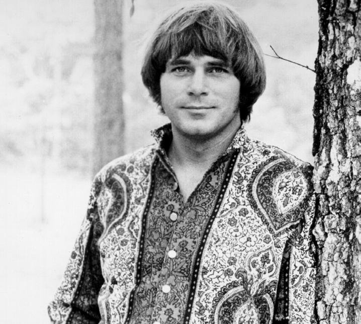Ever wondered who came up with and played the opening guitar lick of Aretha Franklin s Chain of Fools? That was Joe South.