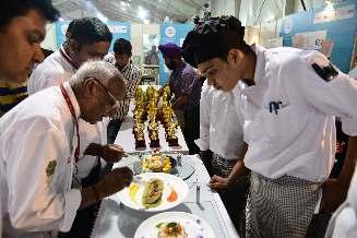 SHOW HIGHLIGHTS 3 days Power Panels Culinary Extravaganza & more Culinary challenge of