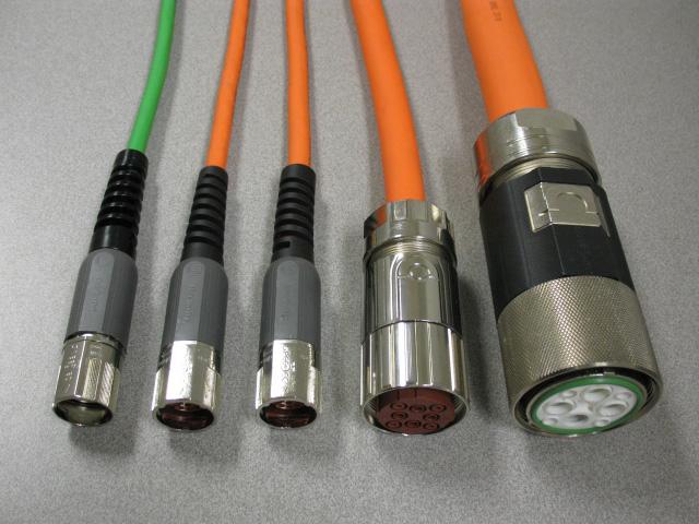 2090-Series Power and Feedback Cables with SpeedTec DIN Connectors Overview 2090-Series power and feedback cables with SpeedTec DIN connectors let OEMs and end-users standardize their machines on a