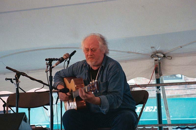 Medieval folk rock John Renbourn in 2005 Medieval folk rock developed as a sub-genre of electric folk from about 1970 as performers, particularly in England, Germany and Brittany, adopted medieval