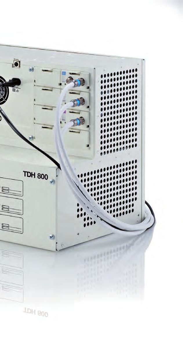 TDH 800 is a digital headend solution designed for distributing TV services Better performance 1 unit 6 quad output modules Up to 24 PAL, QAM or COFDM channels Digital headend Muxing technology