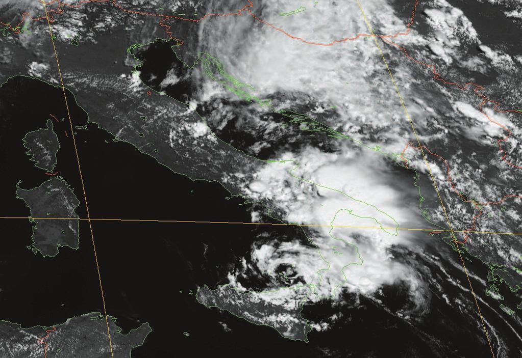 8µm) bands showing northern Africa ❿ Section of a single-plane MSG high-resolution visible (HRV) image showing a group of thunderstorms over southern Italy Copyright 200 EUMETSAT The Dartcom