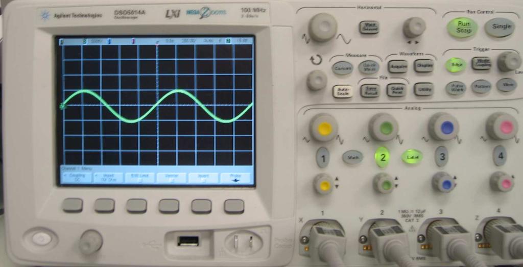 4 INTERFACE DETAILS 3 Figure 1: Agilent DSO5014A Front Panel can also tune the scaling manually with the ANALOG and HORIZONTAL controls, which are described below. 4.