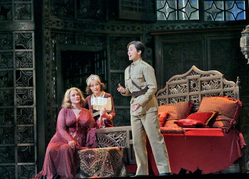 A GUIDE TO LE NOZZE DI FIGARO This guide includes several sections with a variety of background material on Le Nozze di Figaro.