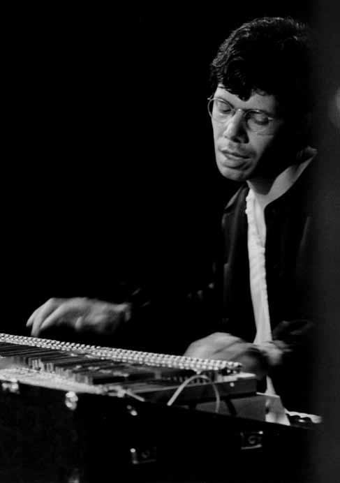 The Archives VERYL OAKLAND The Function of an Artist, Part II By Chick Corea May 10, 1973 What a beautiful feeling it is for an artist to play music to people and see them experience your own joy and