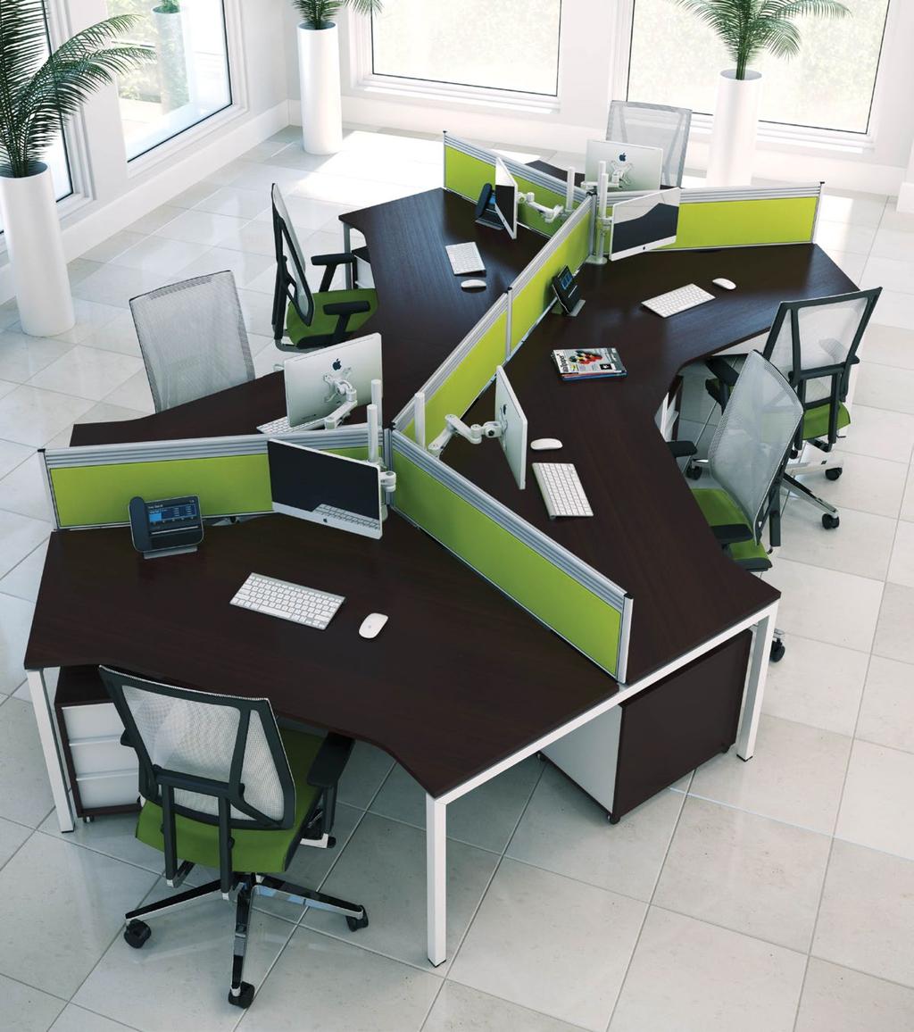 08 NOVA BENCH SYSTEM 09 Where teams interact and communicate frequently the Nova 120 degree desk system creates an