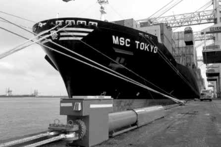 Posibles melloras nos sistemas de amarre dos buques para reducir os accidentes a bordo 273 Ilustración 7. Sistema de amarre hidráulico no porto de Rotterdam Fonte: <www.shoretension.com>.