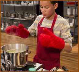 The Kid Who Cooked Two years ago, Elliot West was more or less just like any other ten-year-old kid. The only thing that made Elliot any different was that he loved cooking.