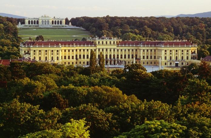 6:00 PM: Bus transfer back to hotel Evening free Schönbrunn Palace Wien Tourismus Day 3 Sunday, June 16, 2019 - Vienna Breakfast 9:30 AM-12:00 PM: Rehearsal in Church Maria Namen Second Tour: From