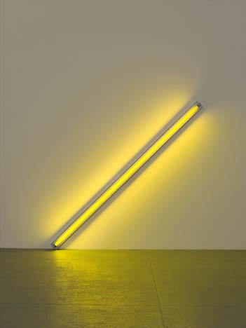 common fluorescent tubes in The Diagonal of May (1963) (Figure 33) is not helpful in distinguishing art from non-art objects, in so far as fluorescent tubes are found in any everyday context as