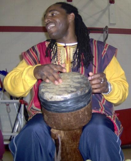 Vocabulary Bakisimba: a graceful waist dance Djembe: a West African drum Entongoli: bow lyre Kalimba: a thumb piano Kizino: the cow dance Ebinyege: leg rattles Endingidi: a fiddle-like instrument