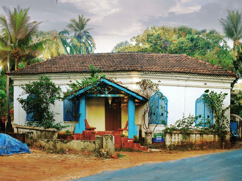Goa - Architecture Nagoa, Goa (19th Century) - Traditional Hindu house Nacre,