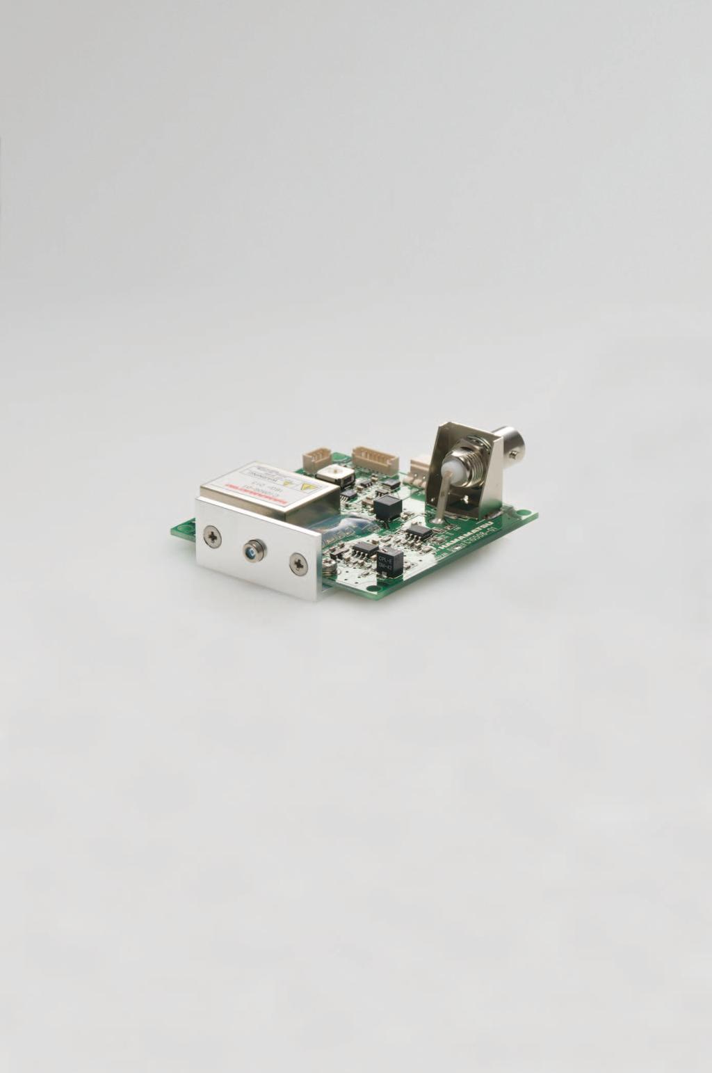APD module C158-1 Variable gain, stable detection even at high gain The C158-1 consists of an APD, current-to-voltage converter, high-voltage power supply circuit as well as a microcontroller for