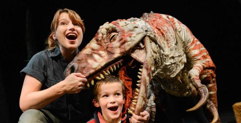 CHILDRENS / FAMILY / PHYSICAL THEATRE / VISUAL THEATRE ERTH S DINOSAUR ZOO Erth - Visual and Physical Inc.