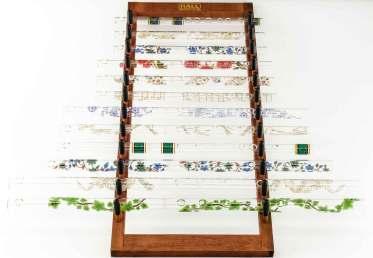 00 ALDER WOOD WALL DISPLAYS 0571 6 Flute wall display 0572 12 Flute wall display Now you can display your flutes and have them at