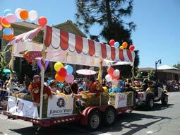 Petaluma s Butter & Egg Days Parade & Celebration April 25, 2015 Location: Historic Downtown Petaluma Hours: 10 am to 5 pm, Parade at Noon Expected Attendance: 25,000 Petaluma s Butter & Eggs Parade