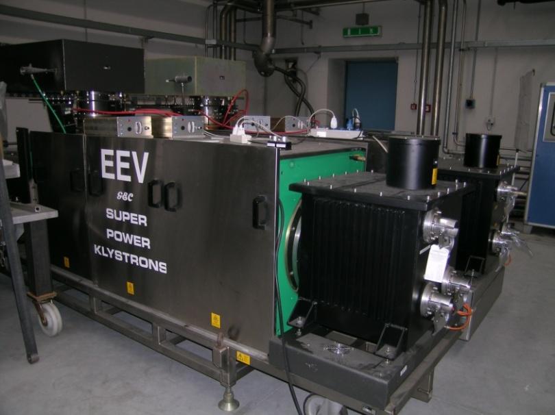 Fig. 4.25: The EEV klystrons stored at LNL.