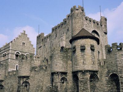 Begin your exploration of Ghent with the Great Castle then perhaps enjoy a lunch at in one of the many nearby cafes in