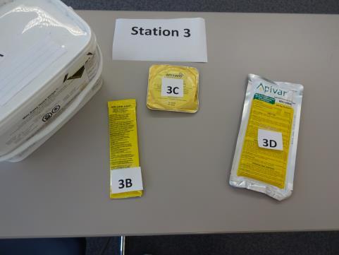 STATION 4: A collection of some bee pests/pest control materials 4A. (2 pts) What bee pest might device 4A be used against?