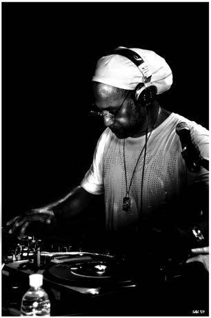 DJ KOOL HERC 1967: Moves from Jamaica to the Bronx one of the pioneers of hip-hop mid 70s known for isolating the