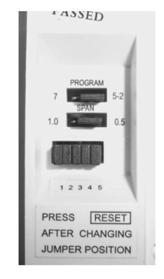 Salus RT500RF Manual:89 10/7/10 23:43 Page 8 CONTROL CENTRE JUMPER SETTINGS Changes to the jumper settings should only be made by the Engineer carrying out the installation or other qualified person.