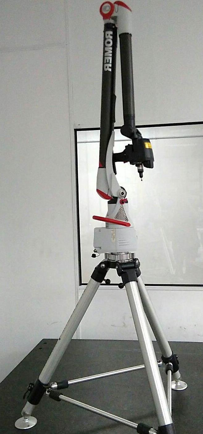 ROMER ABSOLUTE ARM WITH INTEGRATED LASER SCANNER 7-AXIS PORTABLE MEASURING ARM HEXAGON METROLOGY RA-7325 SI Measuring range: 2.5 m/ 8.2 ft.