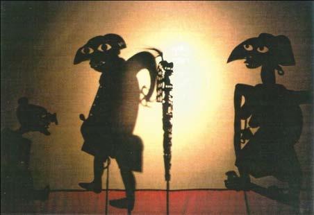 puppet show. He dug a variety of symbols on wayang to be developed in his disclosure.