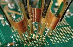 Solder-In Lead (SI) The Solder-In interconnect lead features the smallest physical tip size of