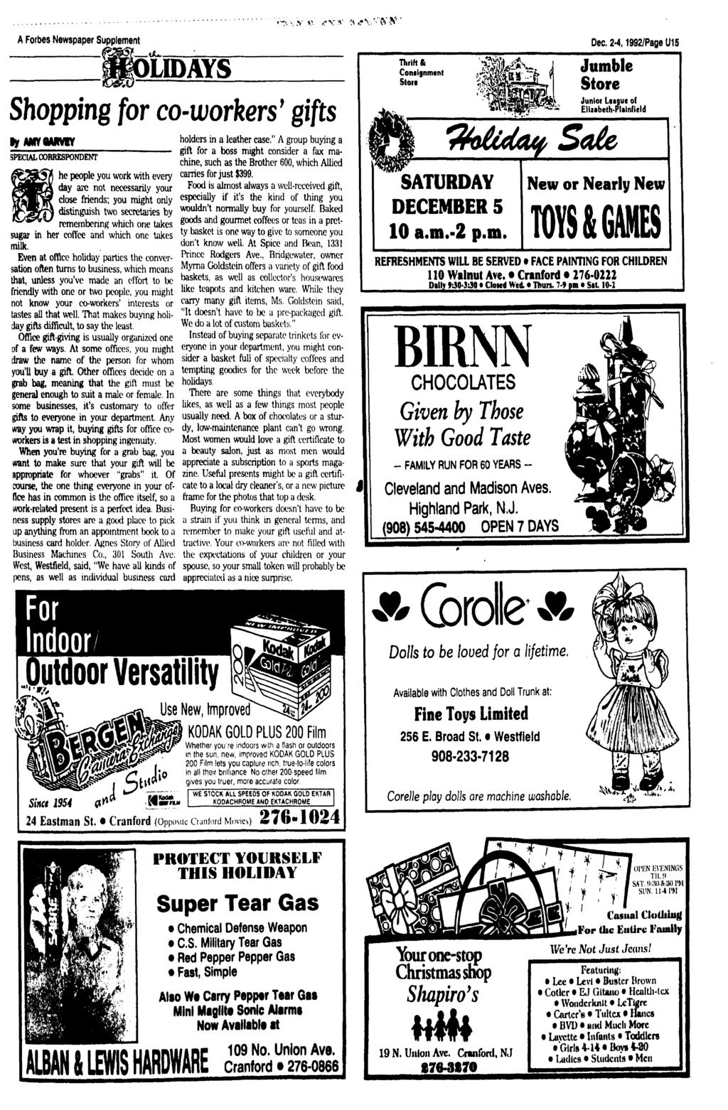 ^ \.v A Forbes Newspaper Supplement LIDAYS Shopping for co-workers' gifts Thrift & Consignment Store Dec, 2-4,1992/Page U15 Jumble Store Junior League of Eltzabeth-Plilnfield holders in a leather