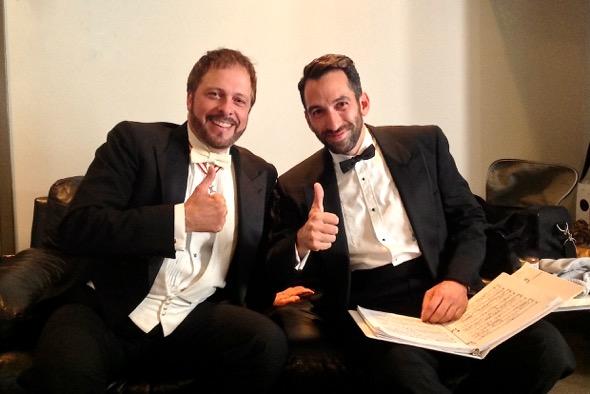 With humor and generosity this Canadian baritone whom has sung on the greatest stages of the world such as New York, London, Milano, Vienna, Paris came to charm the audience of Saint-Pétronille.
