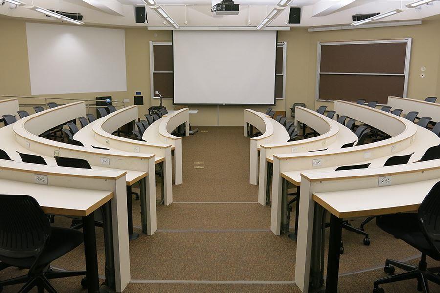 Room with multiple tables, typically arranged in rows. Often requested by classes where students make heavy use of laptops.