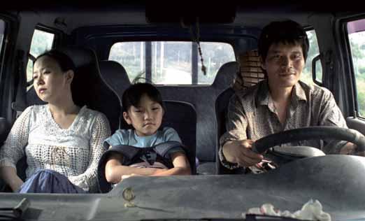 Released First Feature A Camel Doesn t Leave Desert 2008, 75min, 35mm, 7,400ft, 1.85:1, Color, Dolby 5.1 / Naktaneun Malhaetda Getting out from the jail, JOO Young-kwang come back to his hometown.