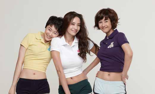 Released Girlfriends 2009, 110min, 35mm, 11,000ft, 1.85:1, Color, Dolby SRD / Girlfriends Song-yi is a 29-year old office worker.