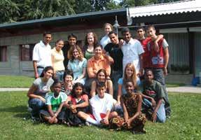 Să construim împreună tânărul GNRC Geneva, Elveţia 13-15 iulie 2006 Un workshop internaţional cu reprezentanţi din Azerbaijan, Columbia, Honduras, India, Israel, Iordania, Kenia, Liban, Sri Lanka,