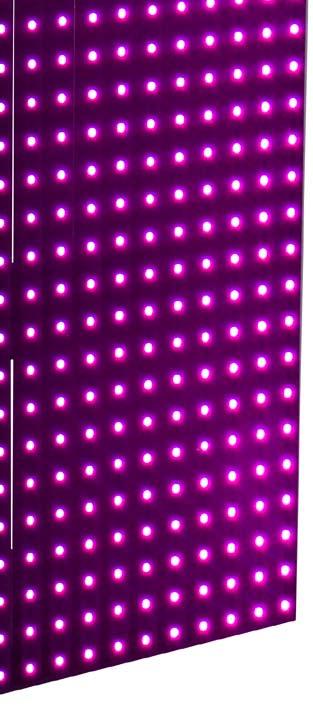 EVLED 1024 SMD TRI R / G / B Model Transparency: Curtain Composition Tile Size Tile Weight Tile Area Pixel Pitch Luminosity Color Temperature Visual Angle Visual Range Pixel Configuration Tile