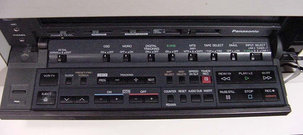 the cassette normally The VCR can be controlled from either the