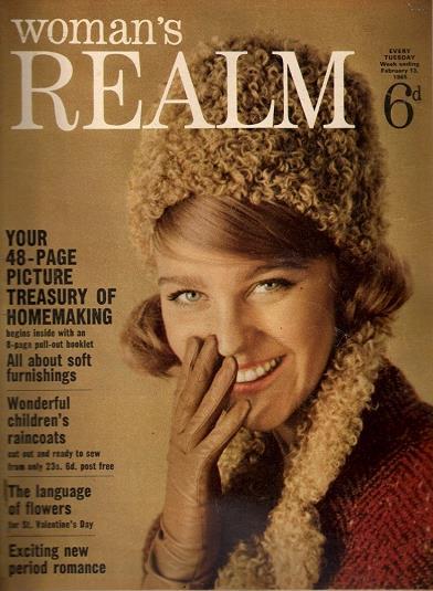 AS MEDIA STUDIES Sample Assessment Materials 28 Or, Option 2: Woman s Realm Acknowledgement: The magazine cover was sourced online in October 2016 and is reproduced under the provisions of 'Fair