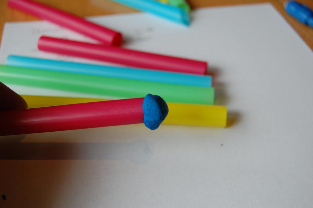 The straws pictured had points on one end - make sure to cut these off.