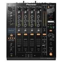 Allen & Heath Xone: Description 92 Mixer of usage DJ Channels Input 4 Effectsection Yes Microphone Yes (2 extra) channel Allen & Heath Xone:92 4 Channels: 1 Phono / 1 Line 1 Phono / 1 Line 1 Phono /