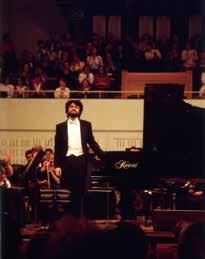 The EX concert grand piano made its spectacular debut on the world stage of the Chopin International Piano Competition in 1985.