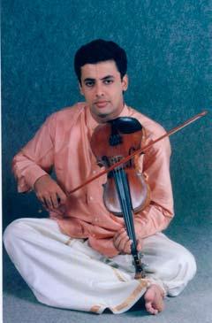 Artiste Profile Embar Kannan - Violin Born in 1975 to Vidwan Sangeetha Bhushanam Sri Embar Sadagopan,from a well known musical family, Kannan is a leading violinist among the younger generation of