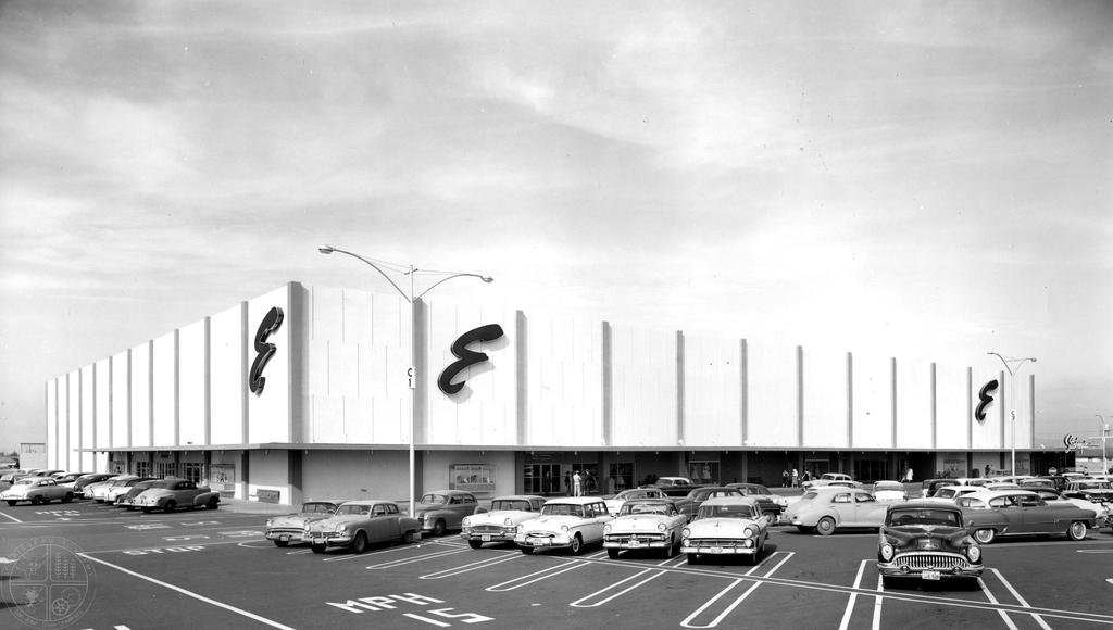 [66] The Big E at Stevens Creek Emporium, 1957 - In 1957, the architectural firm Welton Becket & Associates designed the largest Emporium department store between San Francisco and Los Angeles the