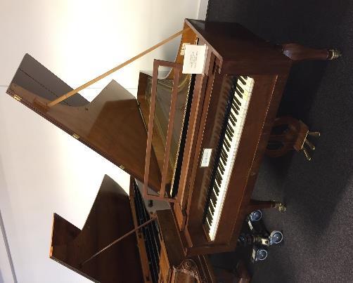 piano-moderator, damping Action: Viennese prell action Tuning : 430 Hz Lenght : 245 cm Width : 125 cm