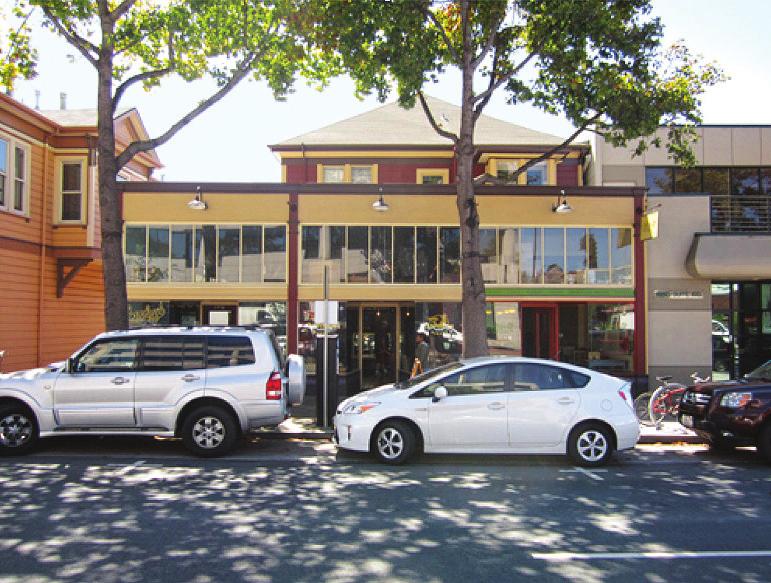 1958B UNIVERSITY AVENUE Centrally Located in High-Traffic Area SECOND FLOOR OFFICE SUITE FOR LEASE IN DOWNTOWN BERKELEY
