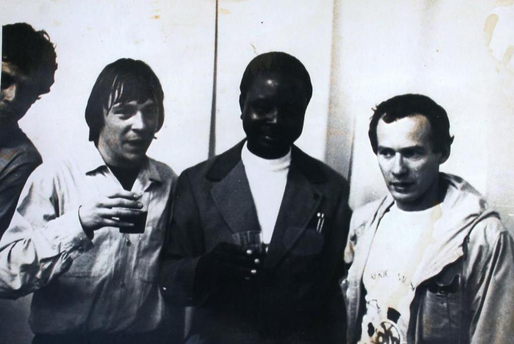 Photo 88: Bosco with Wolfgang Bender (on right) and others in Berlin in 1982 151 The idea of Bosco's European tour originated with Gerhard Kubik in 1981, who felt that Bosco was of important