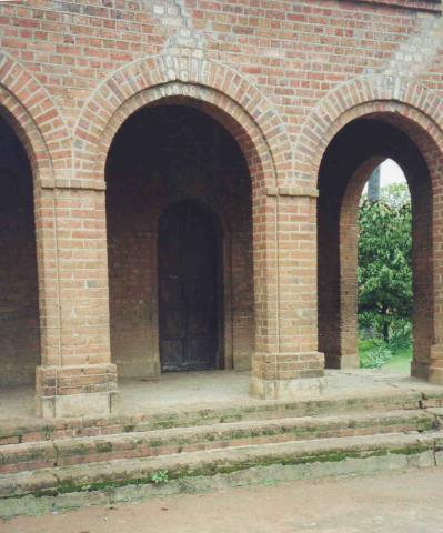 Photos 15: Bosco s father, Stéphane, built the doors of La Cathédrale de Saints Paul et Pierre in Lubumbashi, and the doors of the church in Bunkeya (on left) 51 Stéphane Mwenda was musically