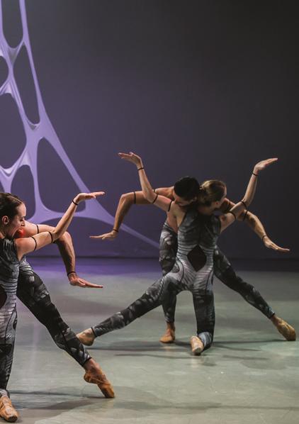 Choreographic Laboratory In partnership with Scottish Ballet and The Royal Ballet, the Choreographic Laboratory will offer four emerging choreographers the opportunity to explore narrative classical