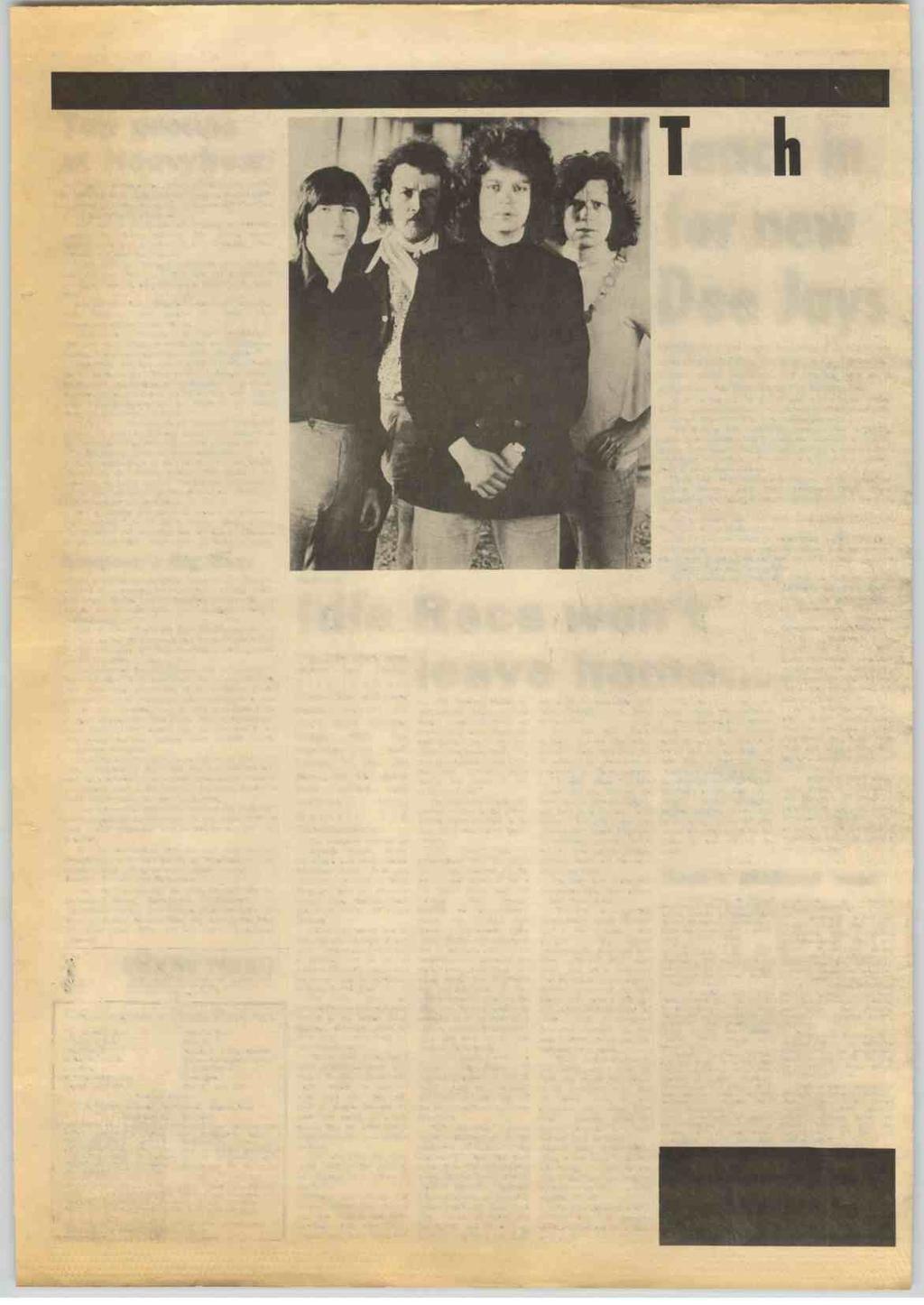 14 RECORD MIRROR, May 15, 1971 SPOTLIGHT ON YOUR TOWN Top groups at Heavyhead ONE might imagine that autograph collectors would be wasting their time hanging around a record shop.
